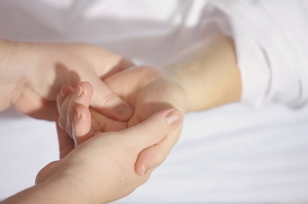 Masaje de manos y antebrazo